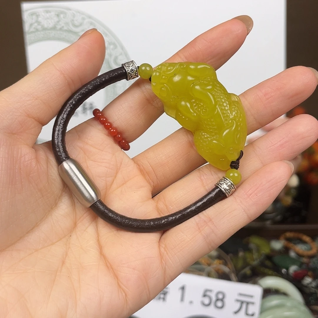 蛇纹石玉未镶嵌项链