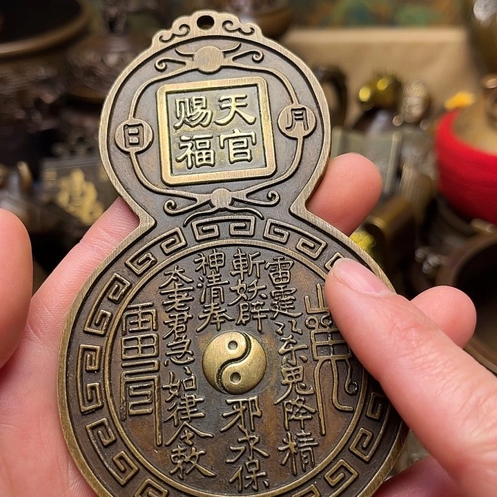 精美铜器批发档口