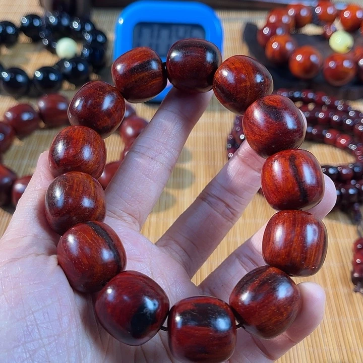 ****木小叶紫檀手工艺