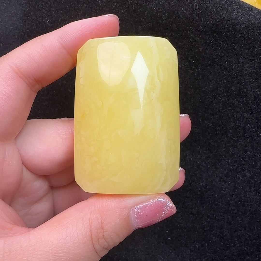 蜜蜡未镶嵌珠宝奇石微粉