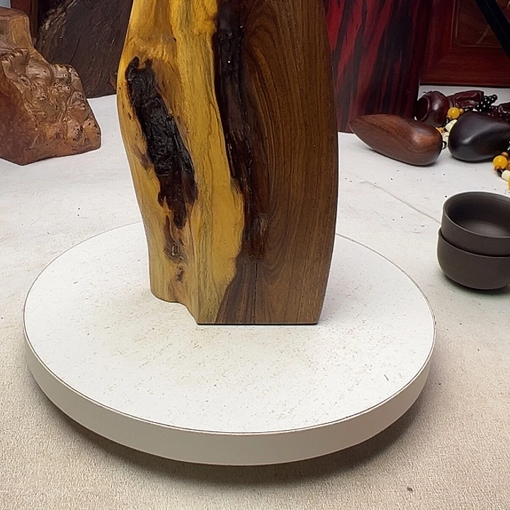 亘***品木非洲檀香底座摆件