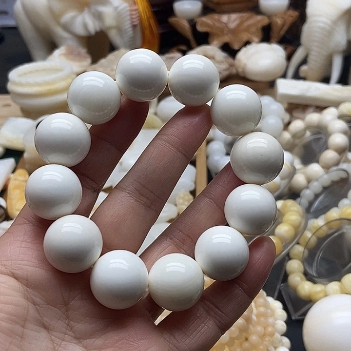 非金属贝壳全白微瑕2.0单圈