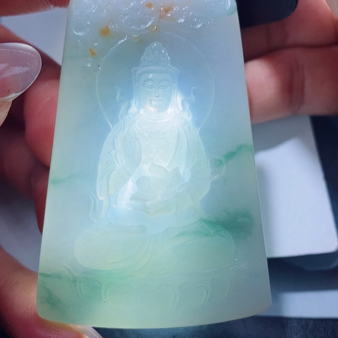 定制翡翠未镶嵌翡翠