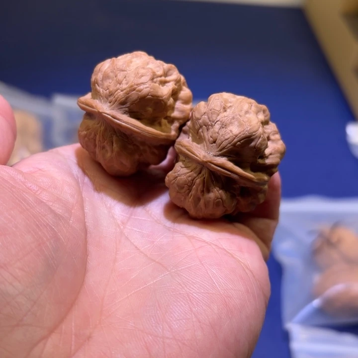 吊坠文玩核桃金蟾噶哒包