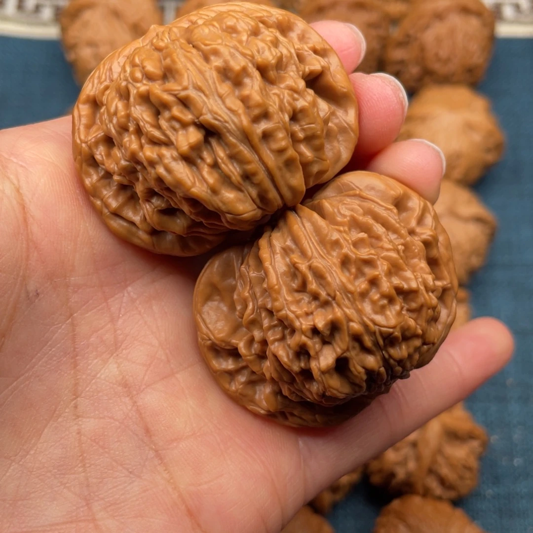 文玩核桃把件45全品毕业汉高楼正版