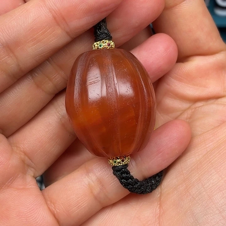 蓝***黍玛瑙/玉髓未镶嵌颈饰