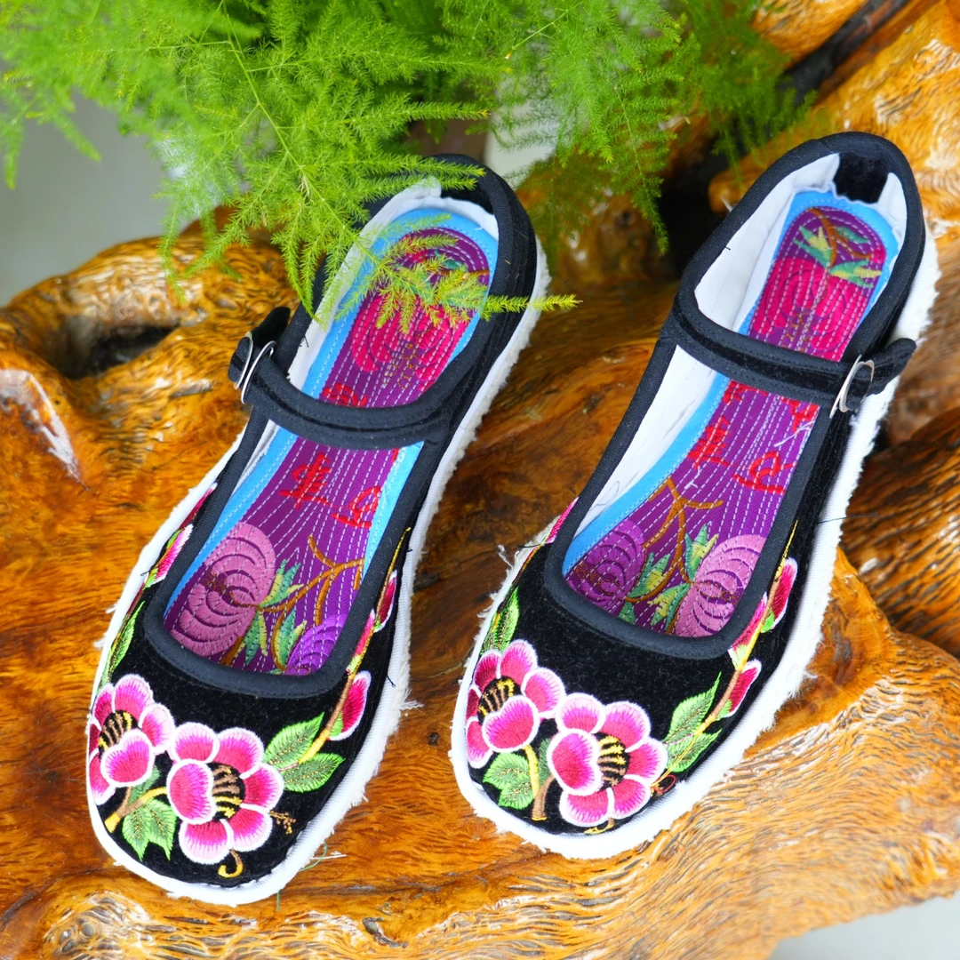 39码黑色女士纯手工千层底布鞋