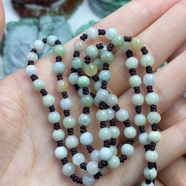 颈饰未镶嵌翡翠L****y