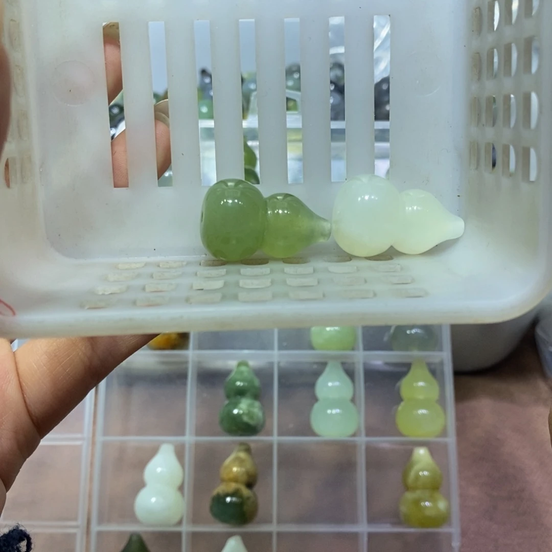 合金蛇纹石玉颈饰251