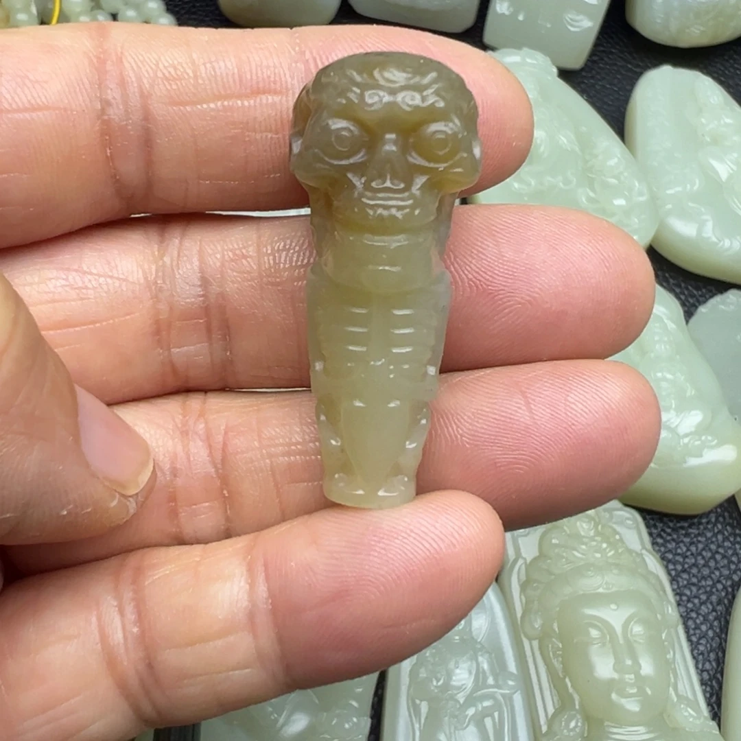 和田玉（糖玉）未镶嵌吊坠(不含链)