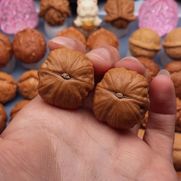 文玩核桃把件水晶蟾