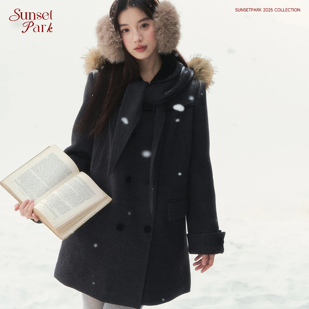 SunsetPark【12/20 20点】娃娃领复古双排扣深灰大衣三角巾帽子