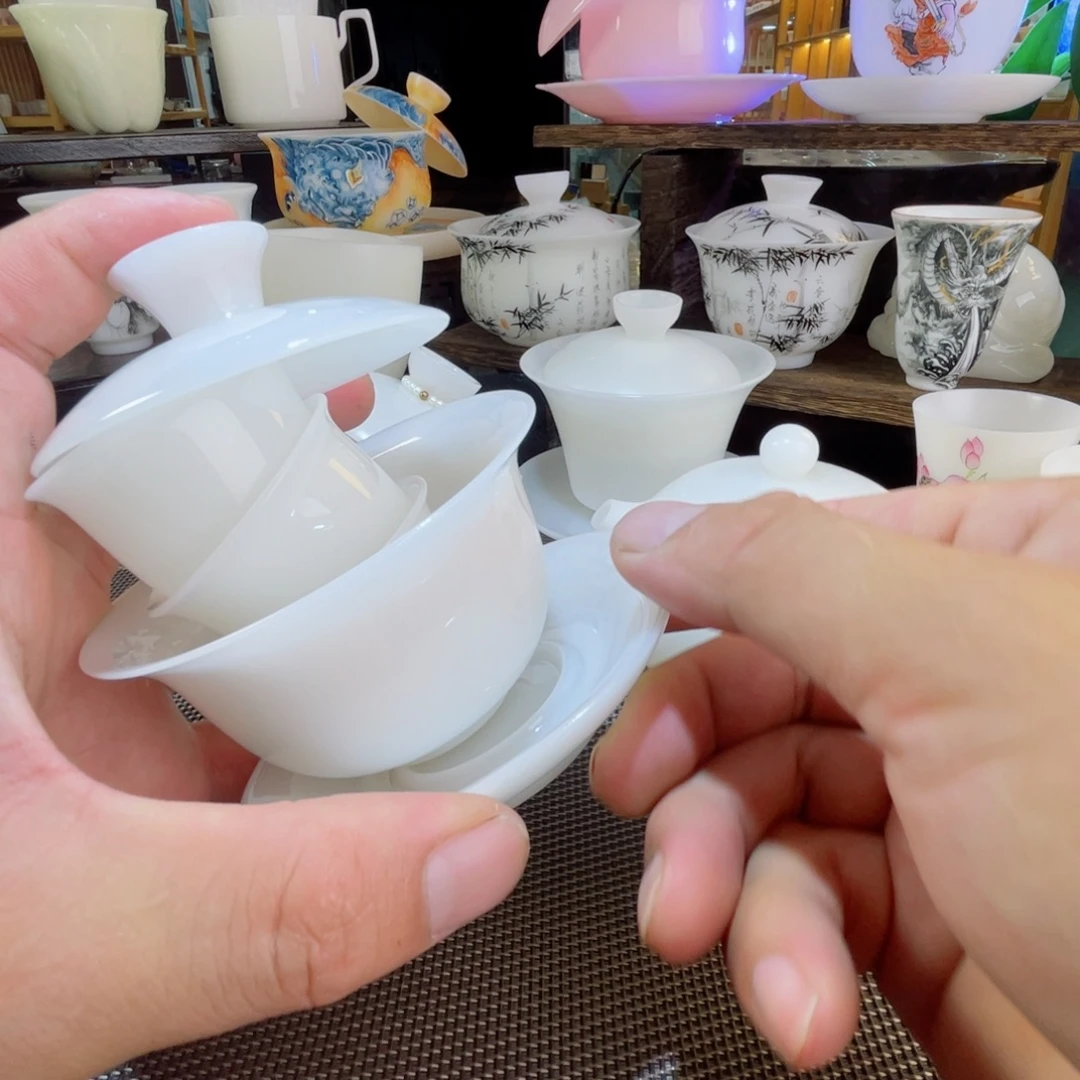 手绘的画法和绘画技法等内容进行讲解与讲解