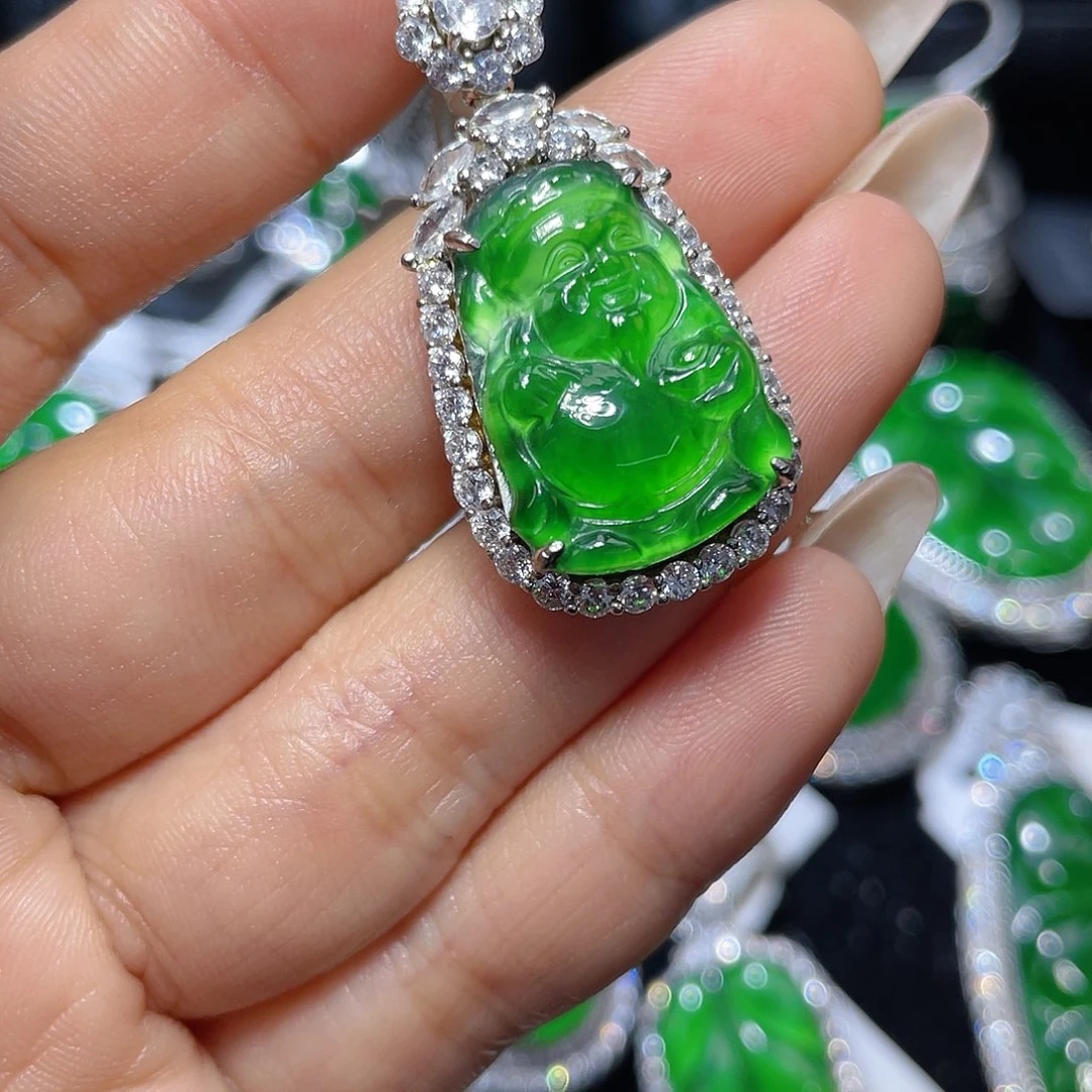 翡翠颈饰银S925镶嵌翡翠