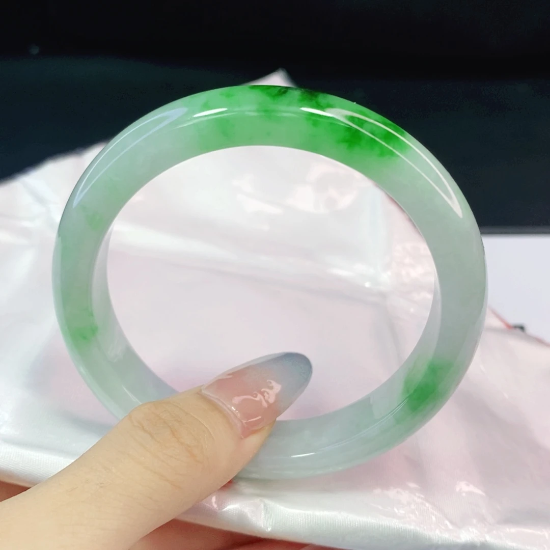 未镶嵌手镯翡翠A****?57.6