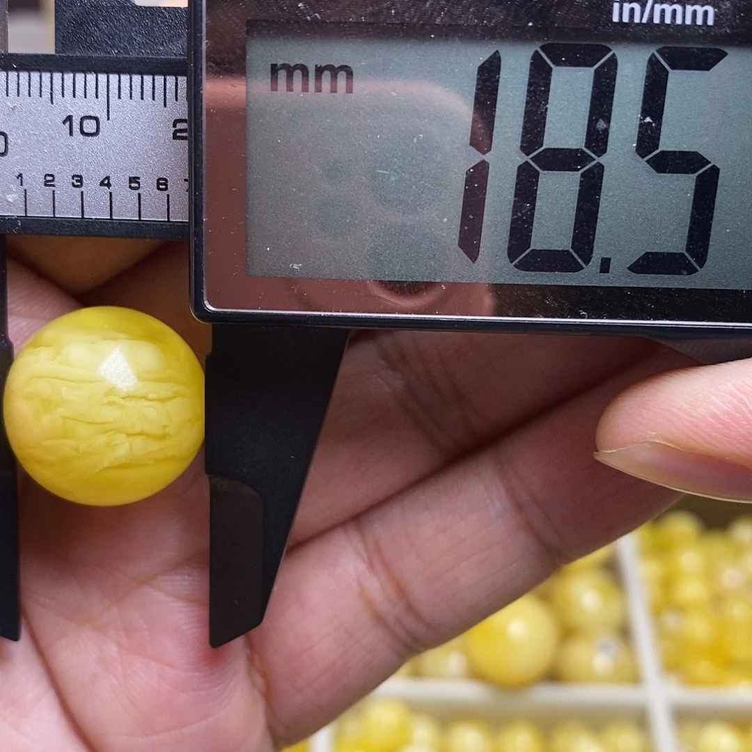 裸石琥珀未镶嵌蜜蜡圆珠
