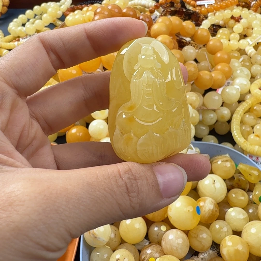 未镶嵌琥珀珠宝奇石
