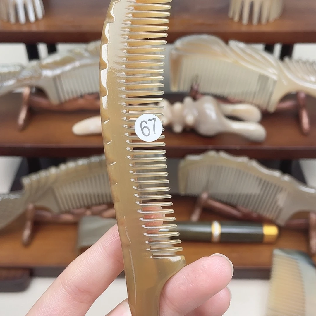 纯手工制作的牛角梳67
