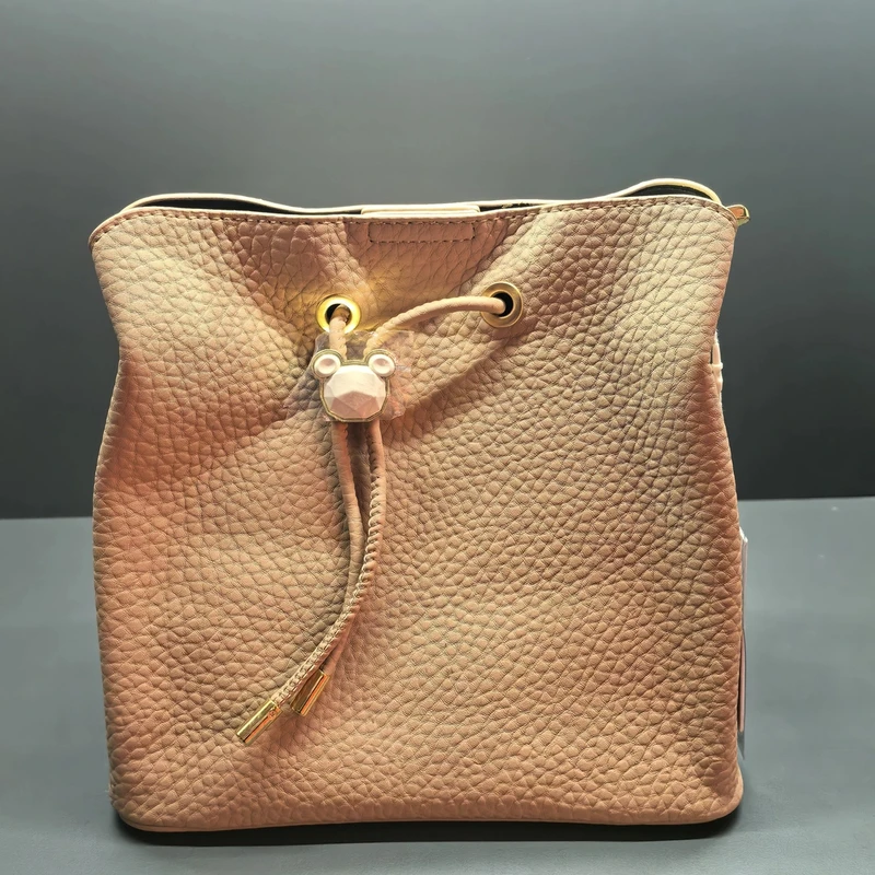 53020饼干-复古时尚百搭单肩水桶包