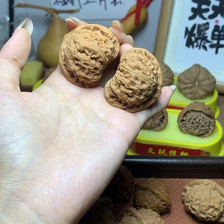 鸡***.吊坠文玩核桃宫灯
