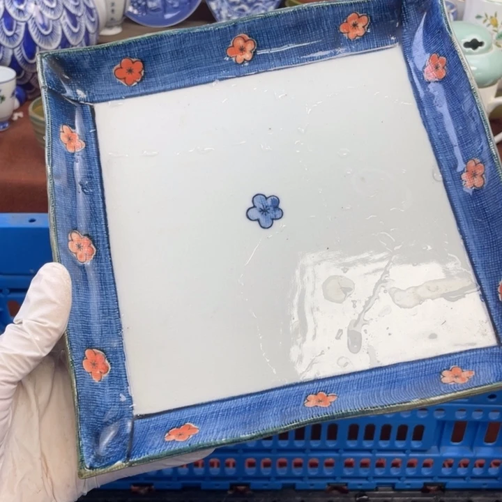 他家瓷器真美…开播了