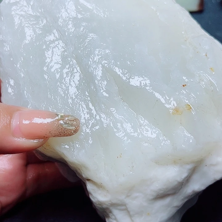 和田玉未镶嵌珠宝奇石