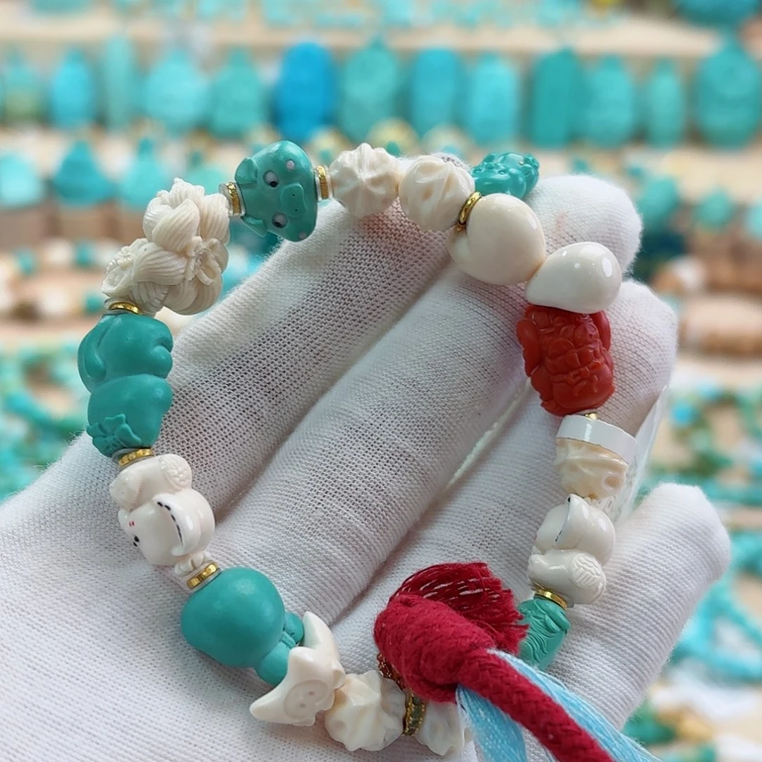 绿松石18K金镶嵌珠宝奇石