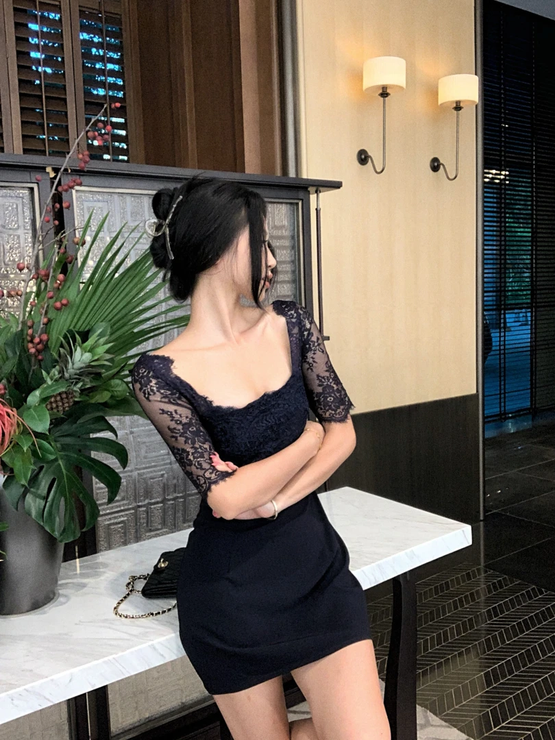 蕾丝拼接连衣裙女夏季复古藏青色性感收腰裙子御姐风气质包臀短裙