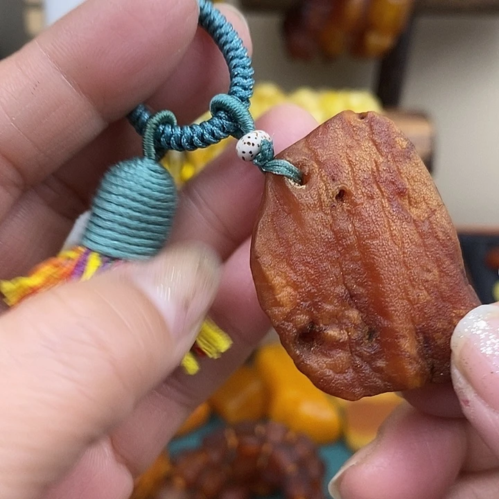 蜜蜡未镶嵌颈饰钥匙扣