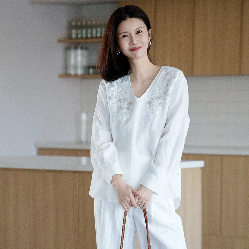 VESSI金社长“月光曲”系列重工钉珠V领夏日松弛感亚麻衬衫