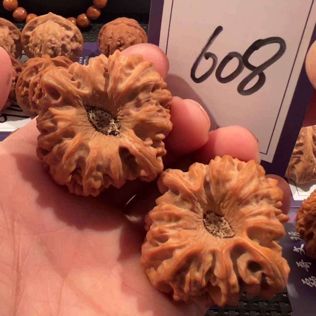 文玩核桃把件龙门涧44尺寸608号