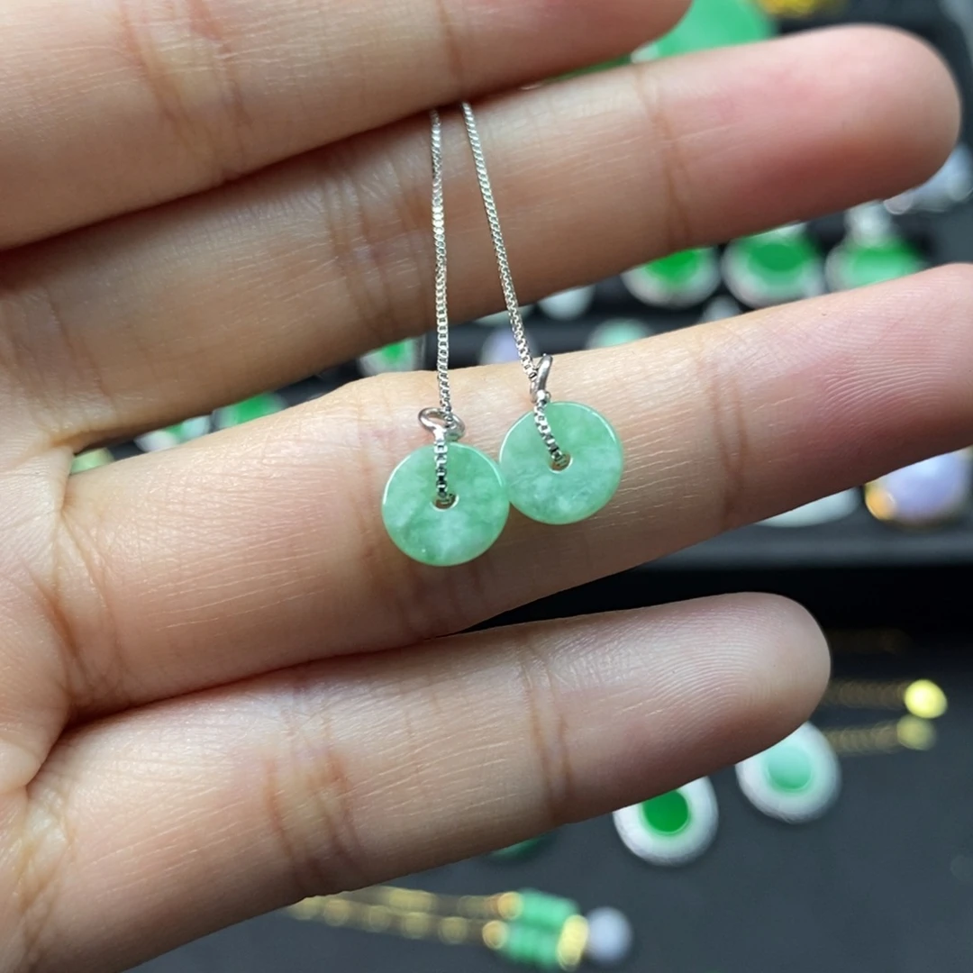 翡翠未镶嵌颈饰有纹裂