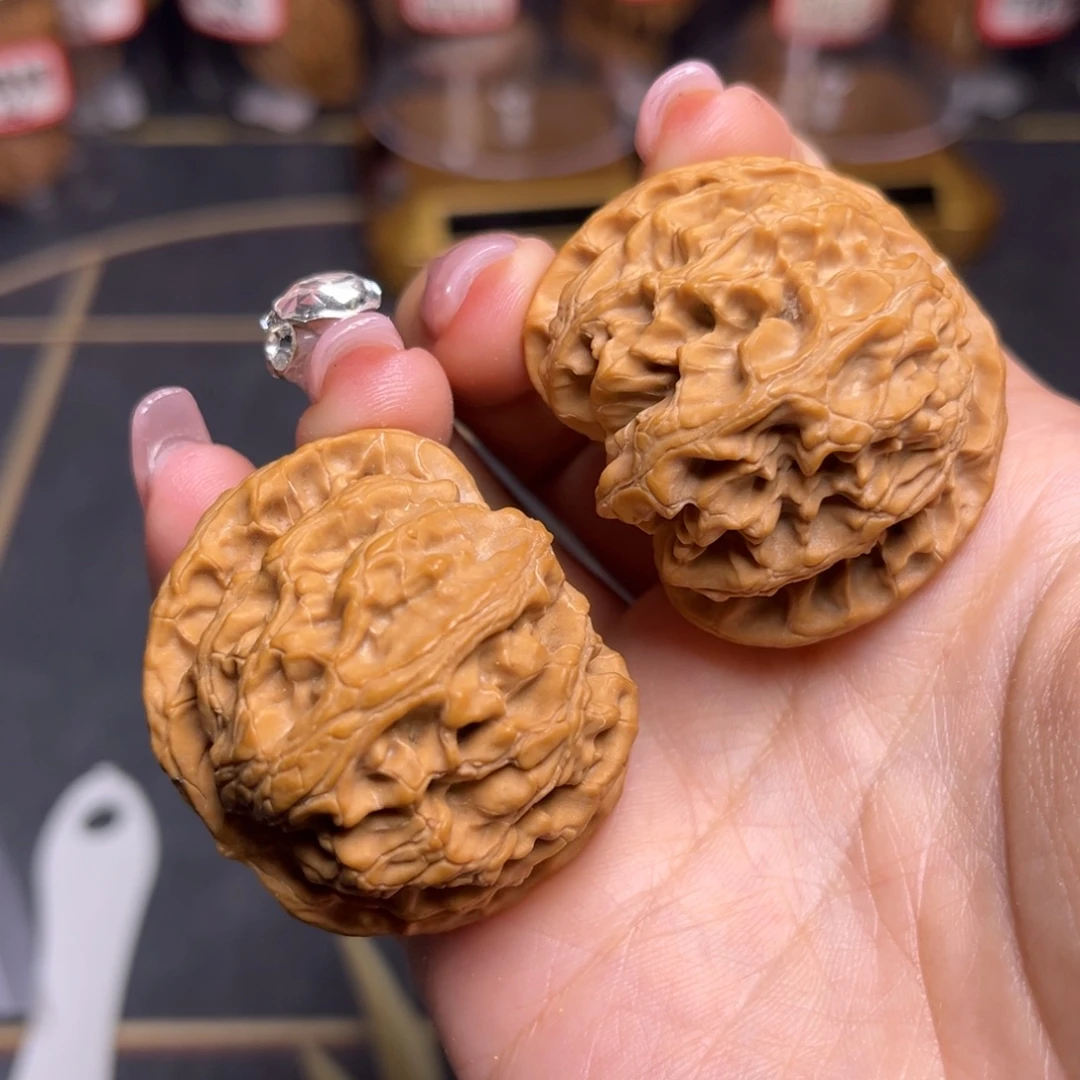 文玩核桃吊坠全品苹果园42