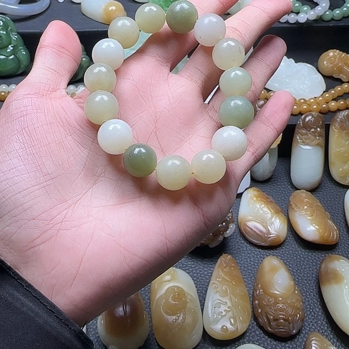 和田玉未镶嵌手链