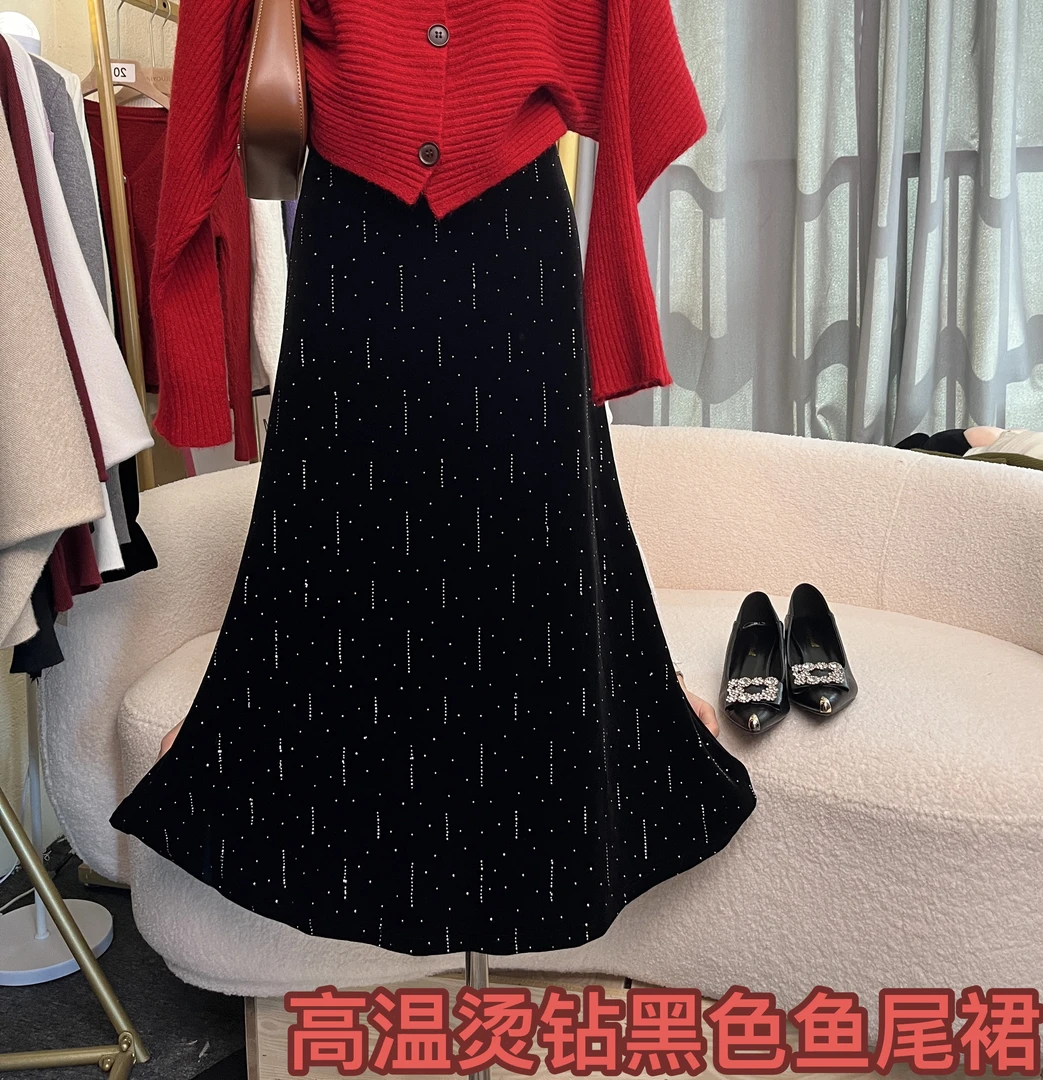 高温烫钻丝绒鱼尾半身长裙秋冬款时尚高级黑色