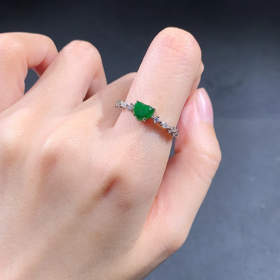 未镶嵌戒指翡翠翡翠