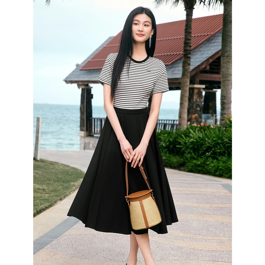 玖姿安娜蔻KWFX50012通勤撞色条纹假两件拼接收腰连衣裙女2025夏