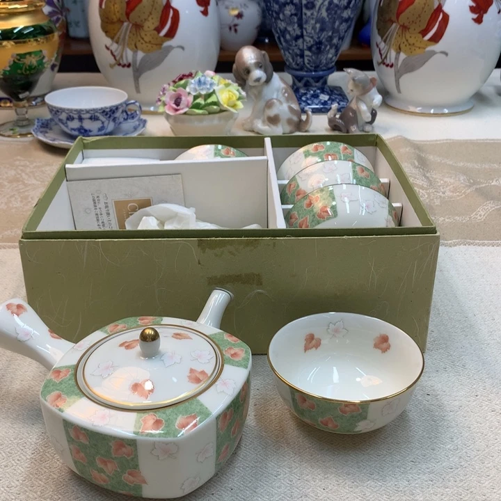 紫砂金瓷阁精品瓷器店