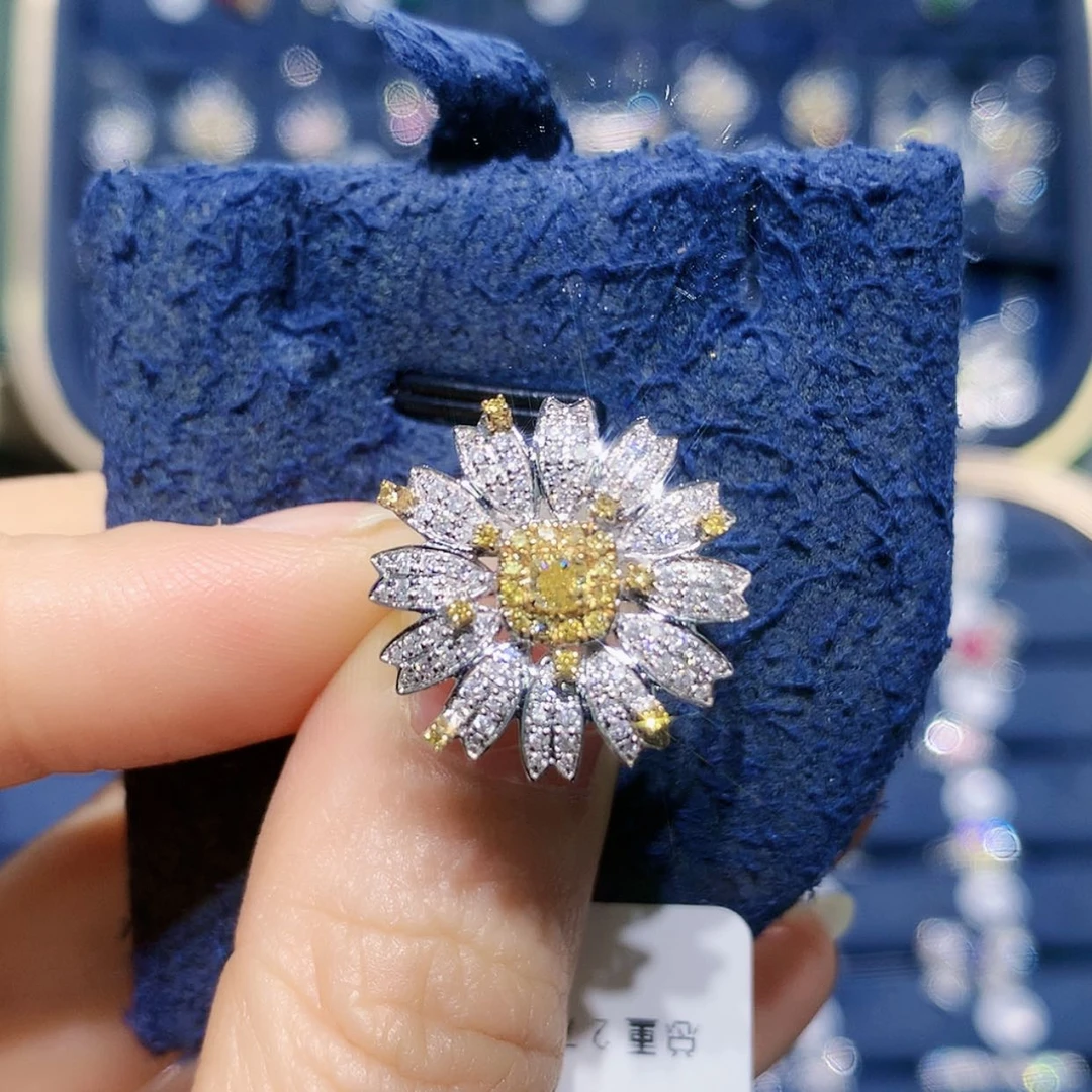 【闪购商品】18K金镶嵌戒托钻石黄钻小雏菊戒指