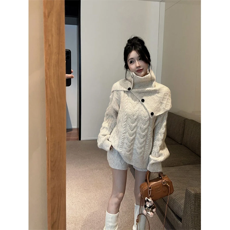 2025秋冬季新款纯欲慵懒毛衣套装复古麻花针织上衣短裤围巾三件套