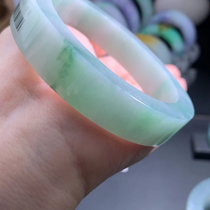 定制翡翠翡翠手镯未镶嵌发*姐