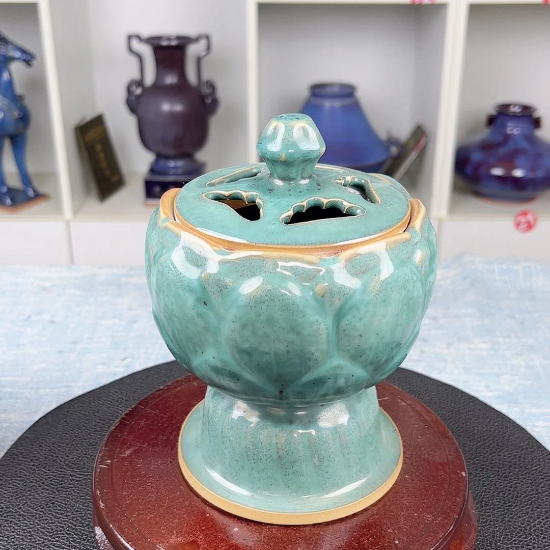 瓷片摆件……熏香炉……