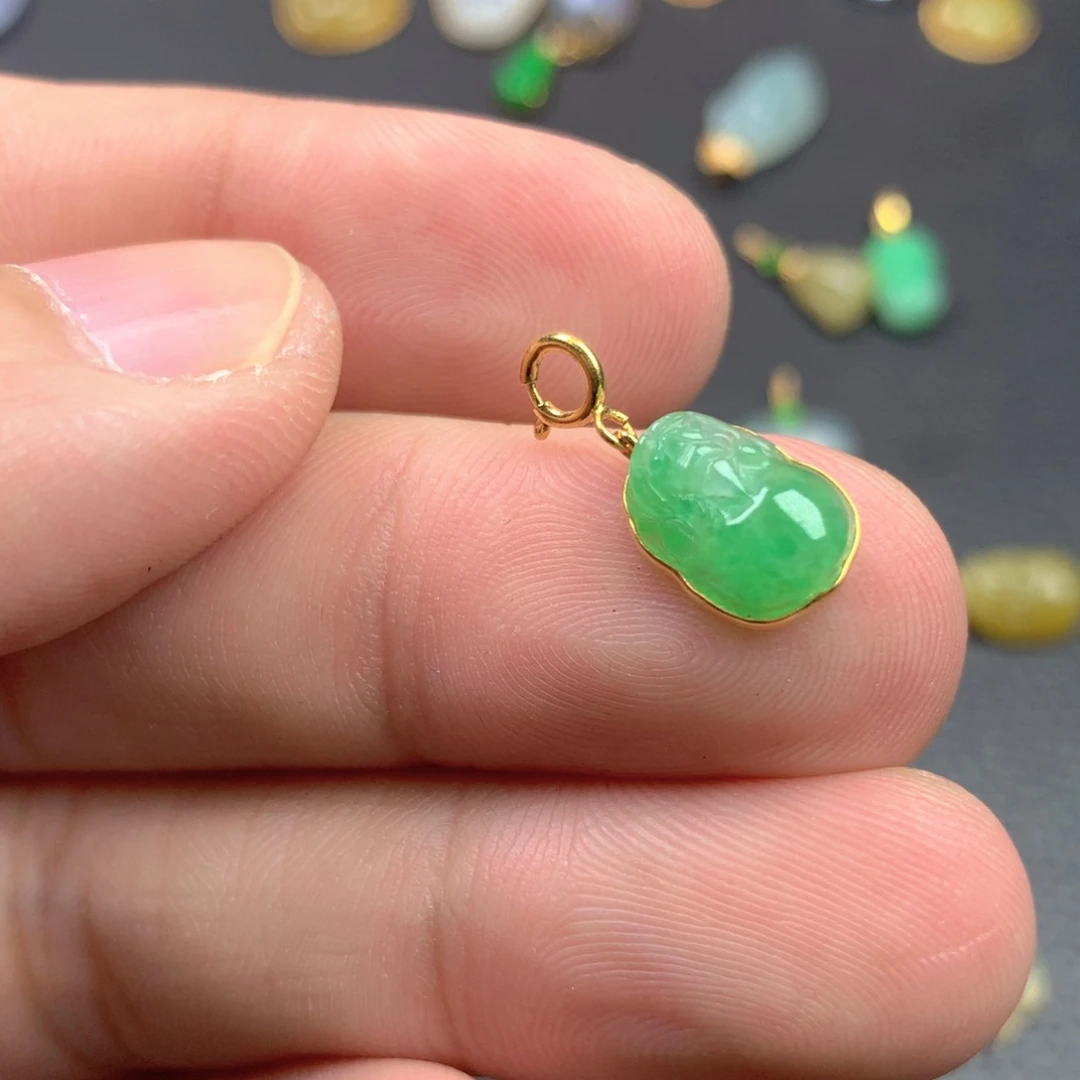 【闪购商品】颈饰18K金镶嵌翡翠翡翠