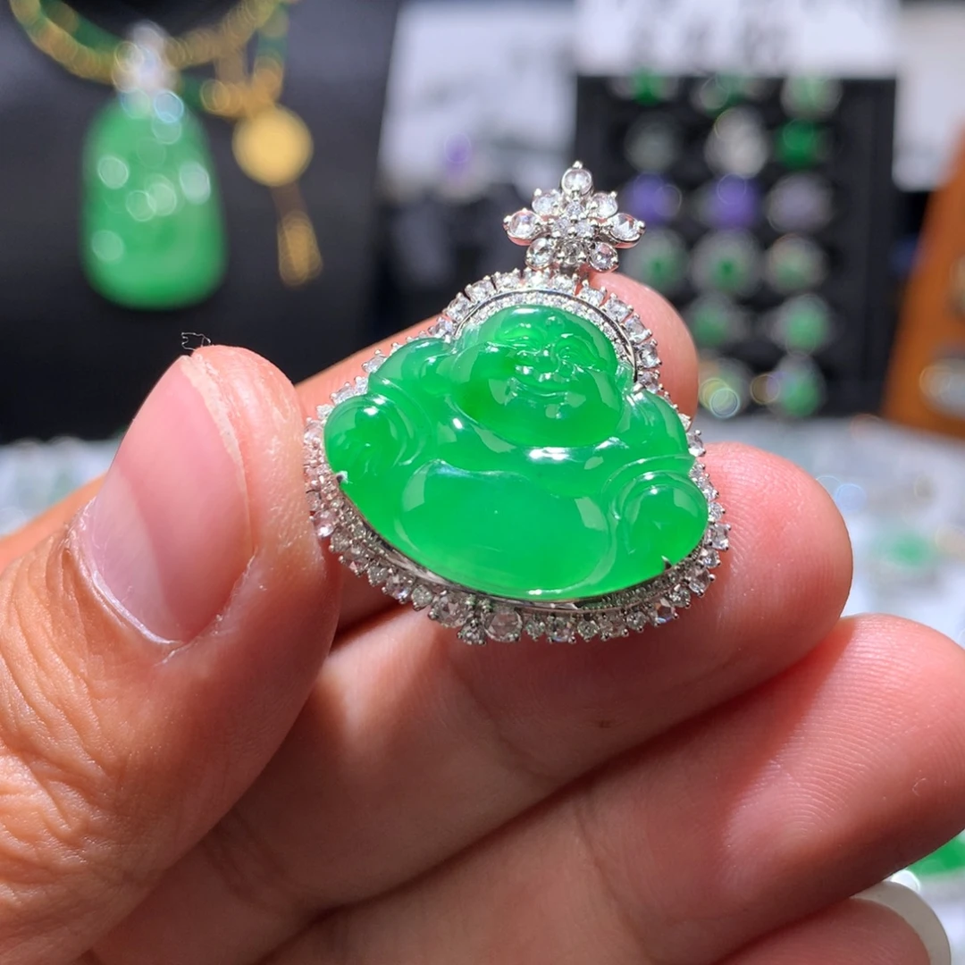 翡翠18K金镶嵌吊坠(赠链)