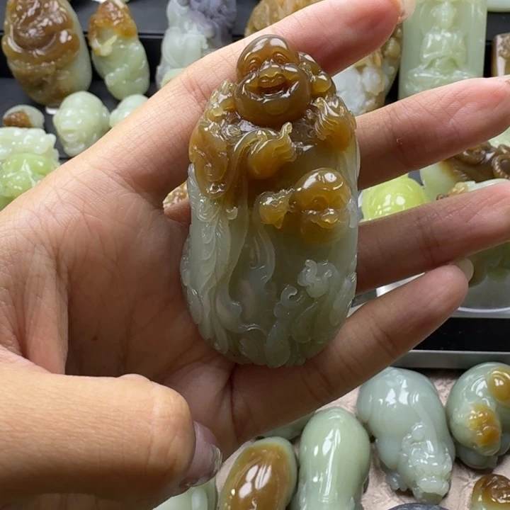 和田玉未镶嵌挂件