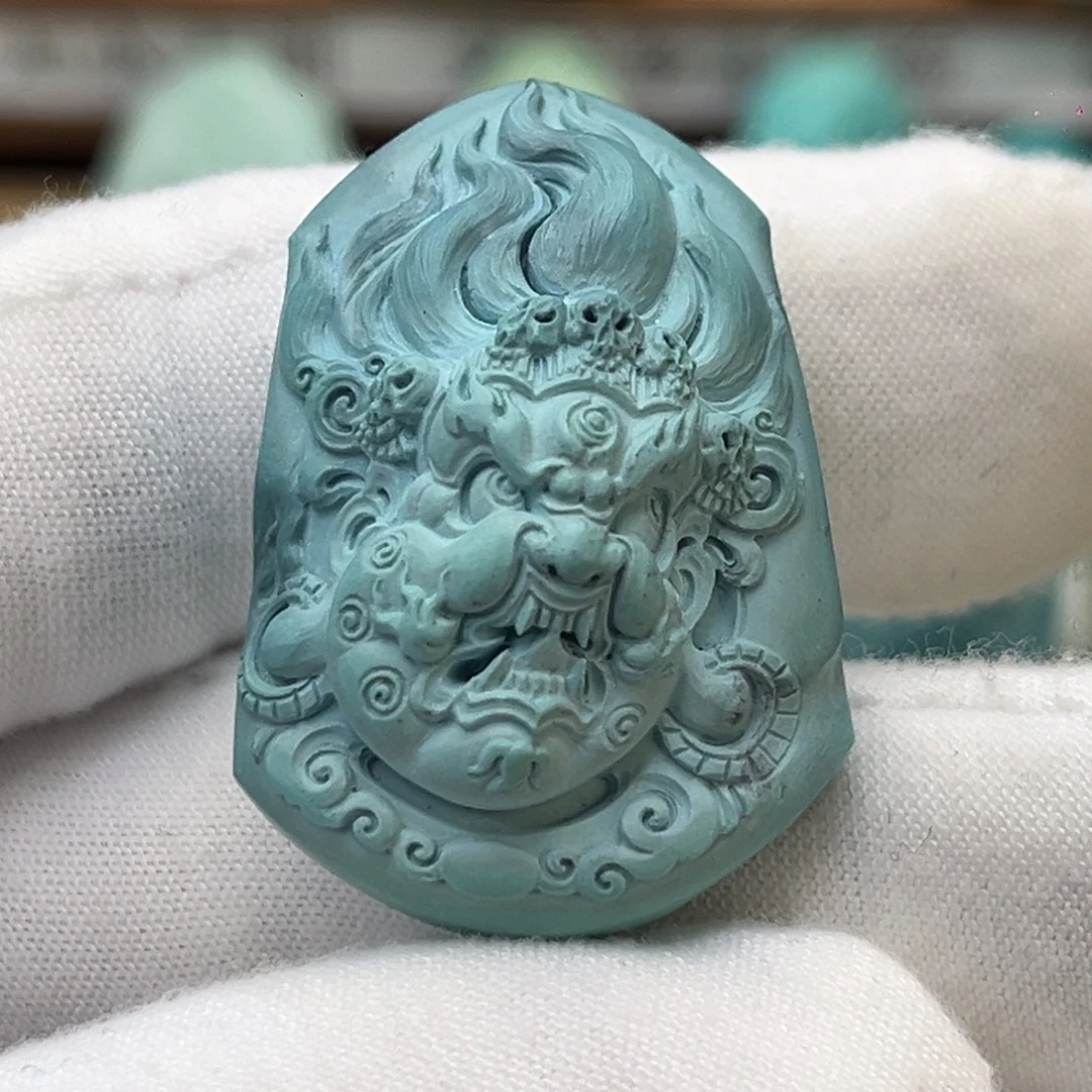 绿松石未镶嵌珠宝奇石