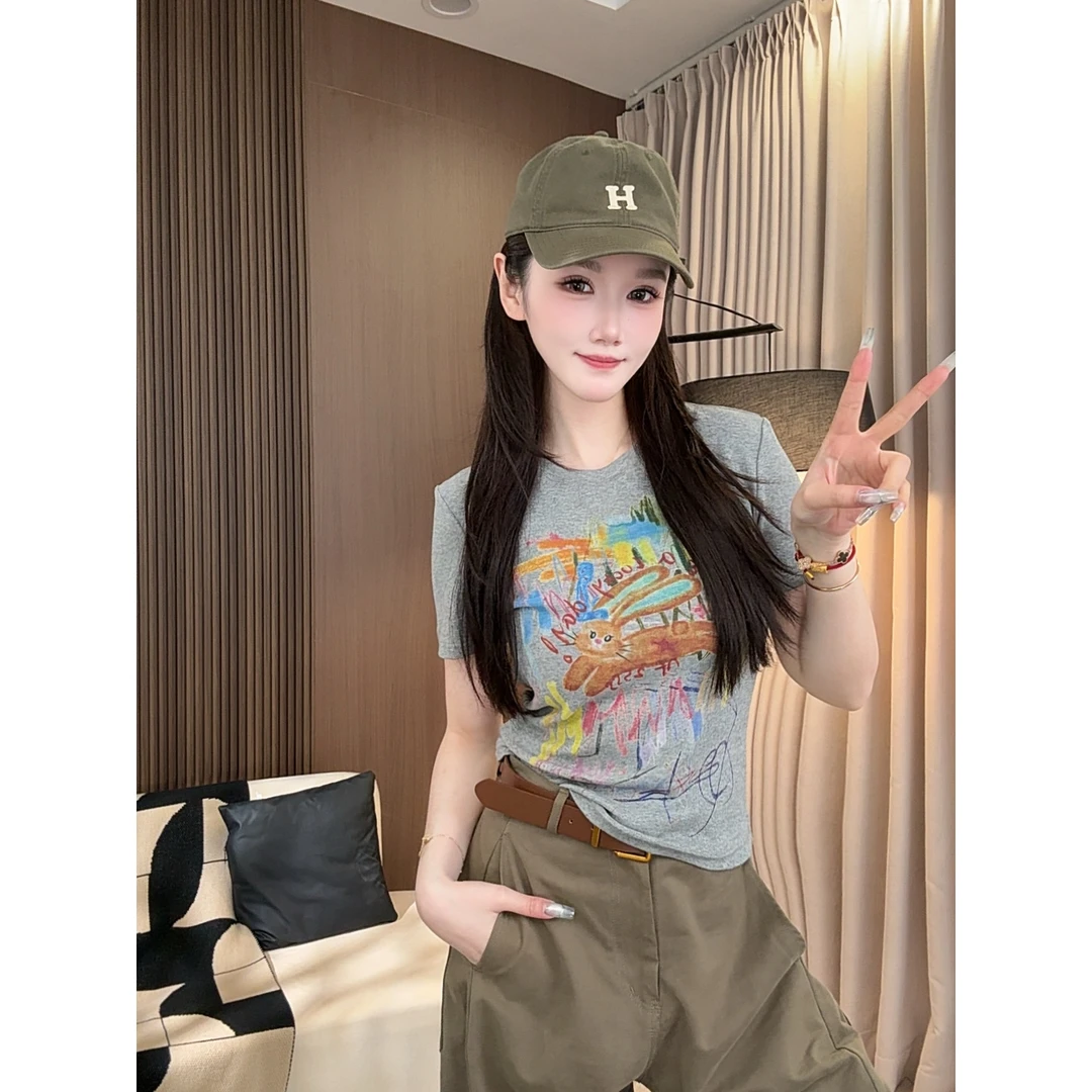 小璇 ·  夏季个性百搭短袖设计感休闲T恤宽松印花新款上衣女061