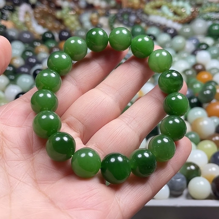 未镶嵌和田玉车挂