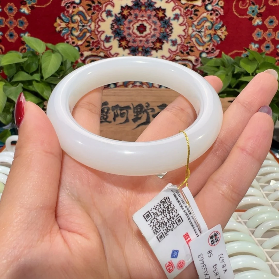 未镶嵌手镯和田玉（白玉）新疆天然羊脂白玉