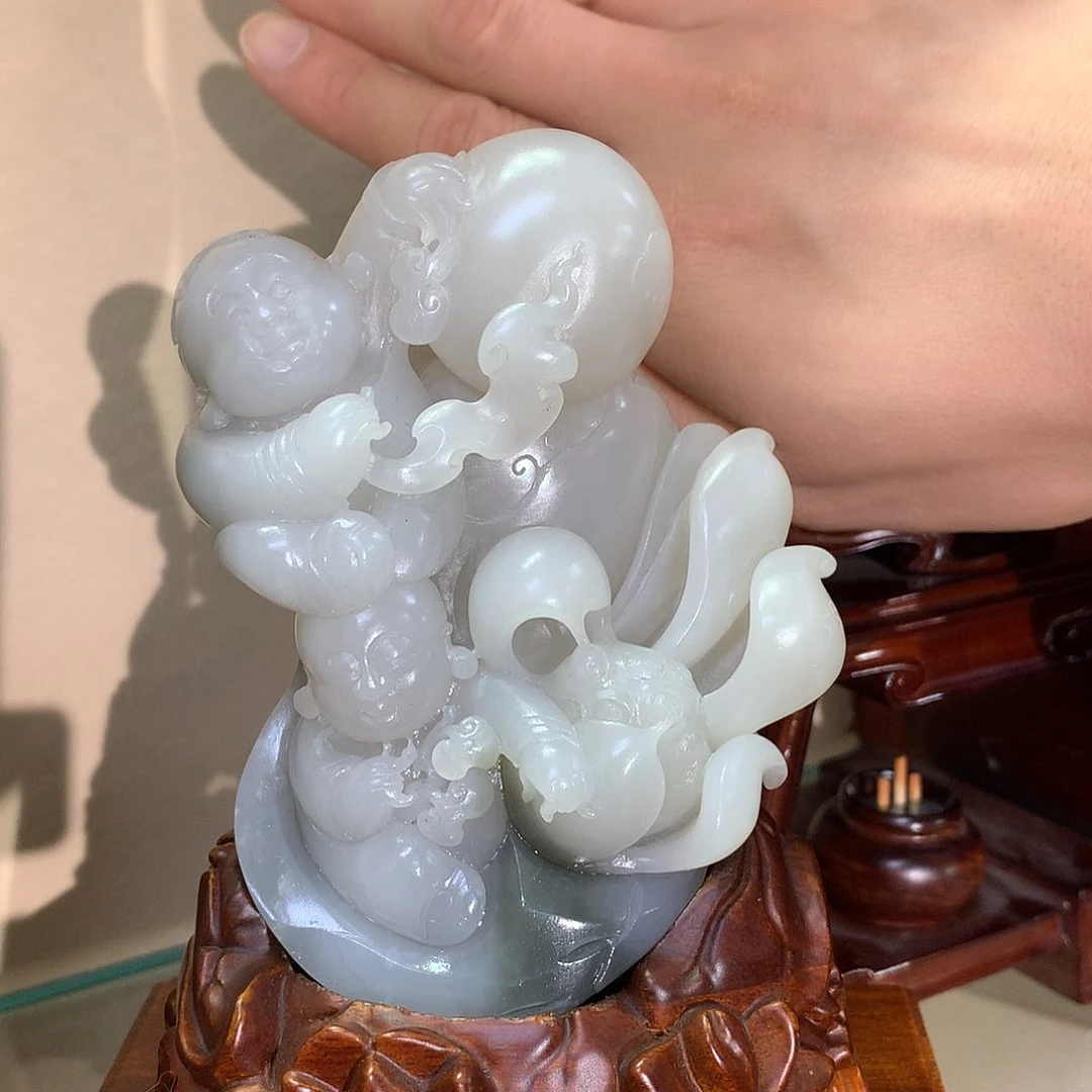 未镶嵌和田玉摆件